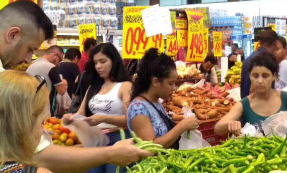 Classe C volta a sustentar o consumo em supermercado